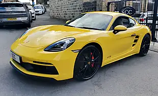 Used 2019 Porsche 718 Cayman Gts Racing Yellow - Interior and Exterior details 12