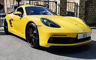 Used 2019 Porsche 718 Cayman Gts Racing Yellow - Interior and Exterior details 5