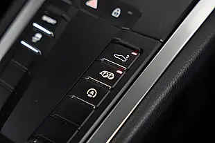 Used 2019 Porsche 718 Cayman T Black - Interior and Exterior details 16