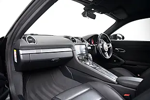 Used 2019 Porsche 718 Cayman T Black - Interior and Exterior details 9