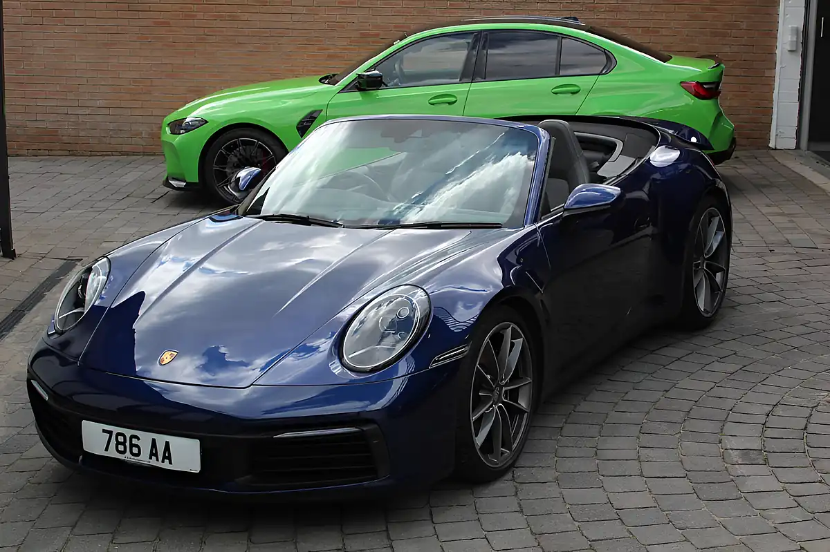 Used 2019 Porsche 911 Carrera 4S Blue - Front View