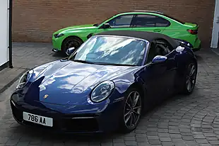 Used 2019 Porsche 911 Carrera 4S Blue - Interior and Exterior details 10
