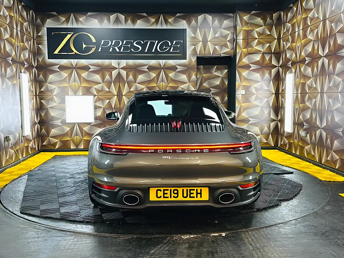 Used 2019 Porsche 911 Carrera 4S Grey - Interior and Exterior details 4