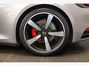 Used 2019 Porsche 911 Carrera S Silver - Interior and Exterior details 10