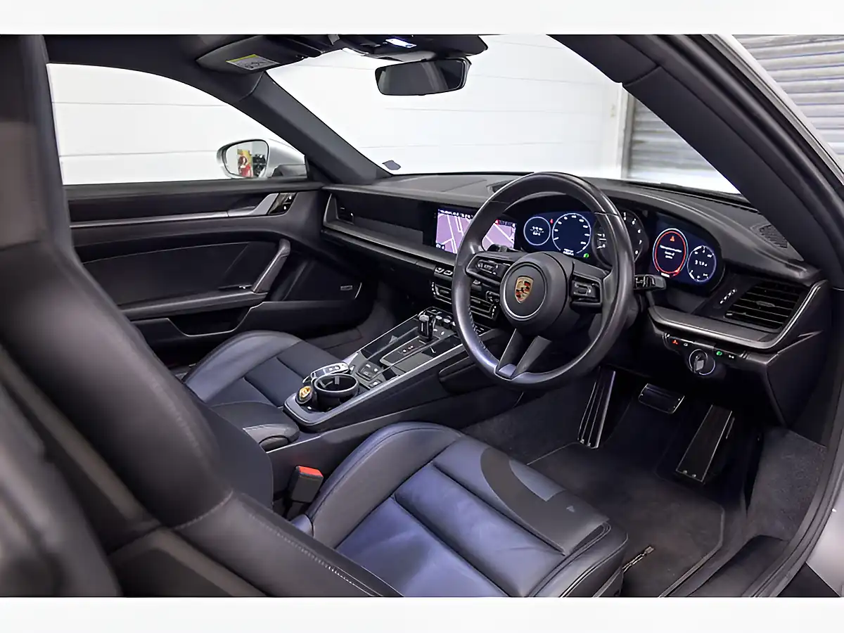 Used 2019 Porsche 911 Carrera S Silver - Interior and Exterior details 13