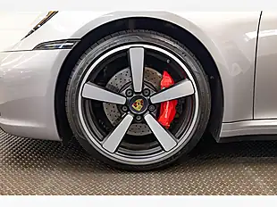Used 2019 Porsche 911 Carrera S Silver - Interior and Exterior details 9
