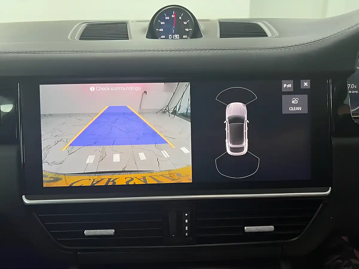 Used 2019 Porsche Cayenne Coupe Black - Interior and Exterior details 16