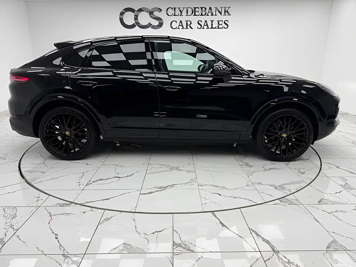 Used 2019 Porsche Cayenne Coupe Black - Interior and Exterior details 2