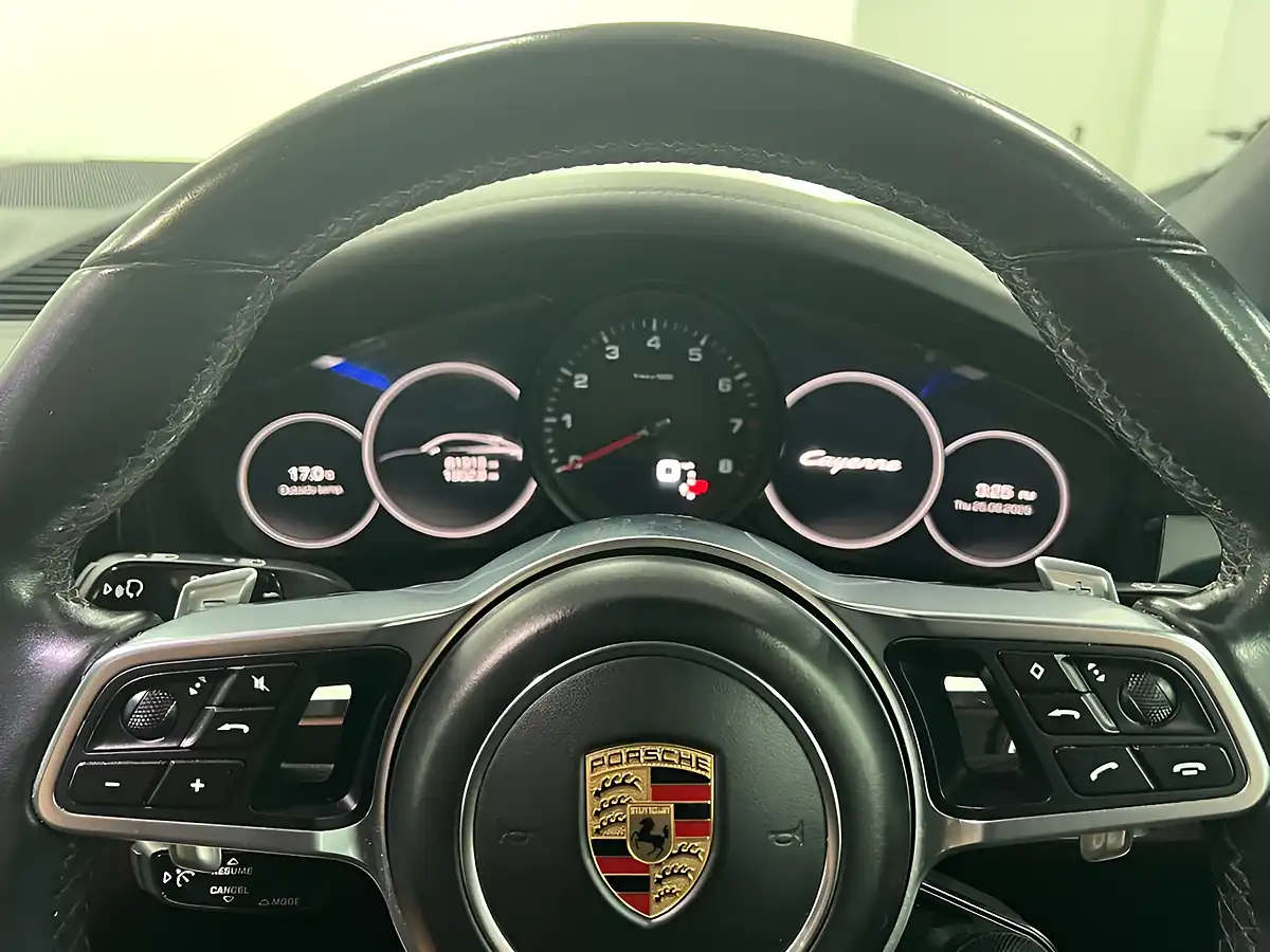 Used 2019 Porsche Cayenne Coupe Black - Interior and Exterior details 20
