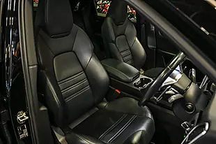 Used 2019 Porsche Cayenne Coupe Jet Black Metallic - Interior and Exterior details 6