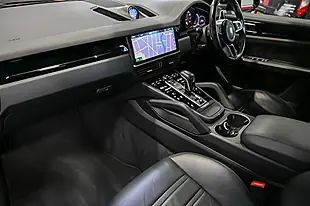 Used 2019 Porsche Cayenne Coupe Jet Black Metallic - Interior and Exterior details 7