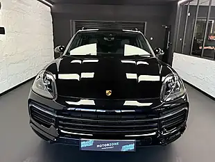 Used 2019 Porsche Cayenne S Black - Interior and Exterior details 10
