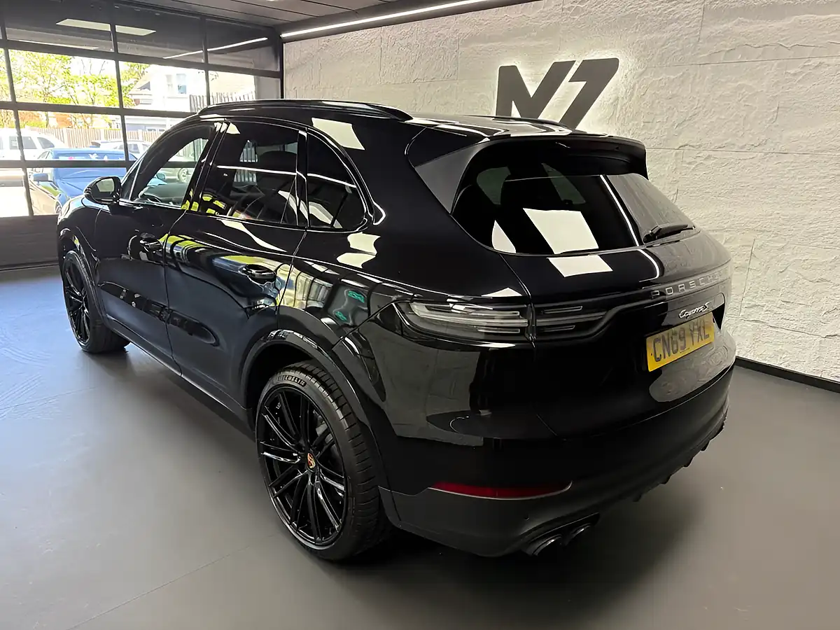 Used 2019 Porsche Cayenne S Black - Interior and Exterior details 14