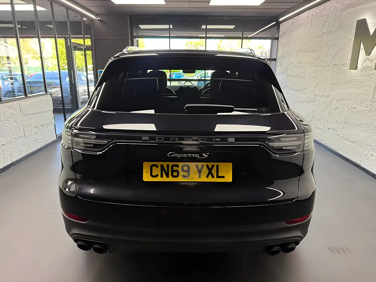 Used 2019 Porsche Cayenne S Black - Interior and Exterior details 16