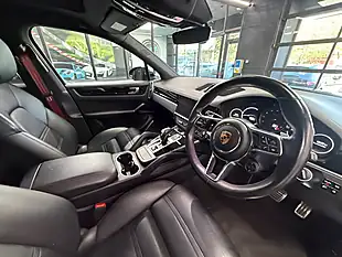 Used 2019 Porsche Cayenne S Black - Interior and Exterior details 5