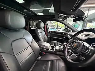 Used 2019 Porsche Cayenne S Black - Interior and Exterior details 7