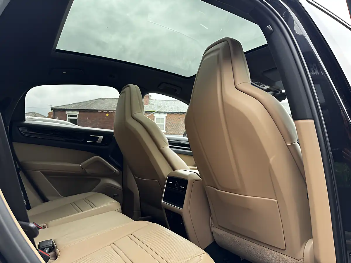 Used 2019 Porsche Cayenne S Black - Interior and Exterior details 17