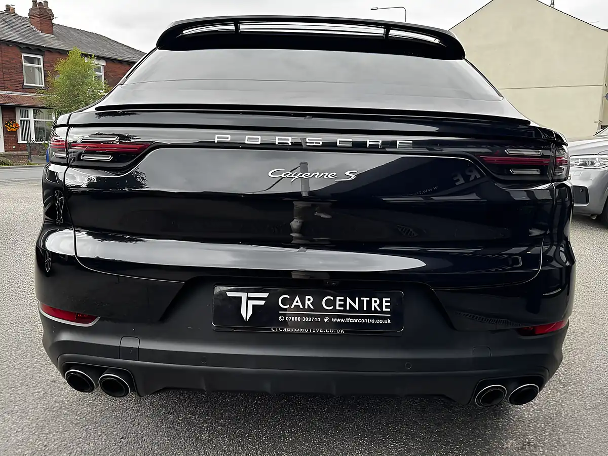 Used 2019 Porsche Cayenne S Black - Interior and Exterior details 7