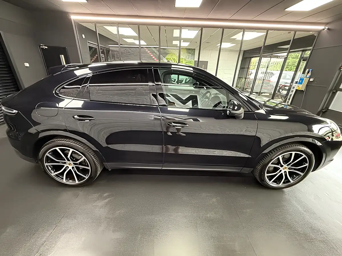 Used 2019 Porsche Cayenne S Coupe Black - Interior and Exterior details 16