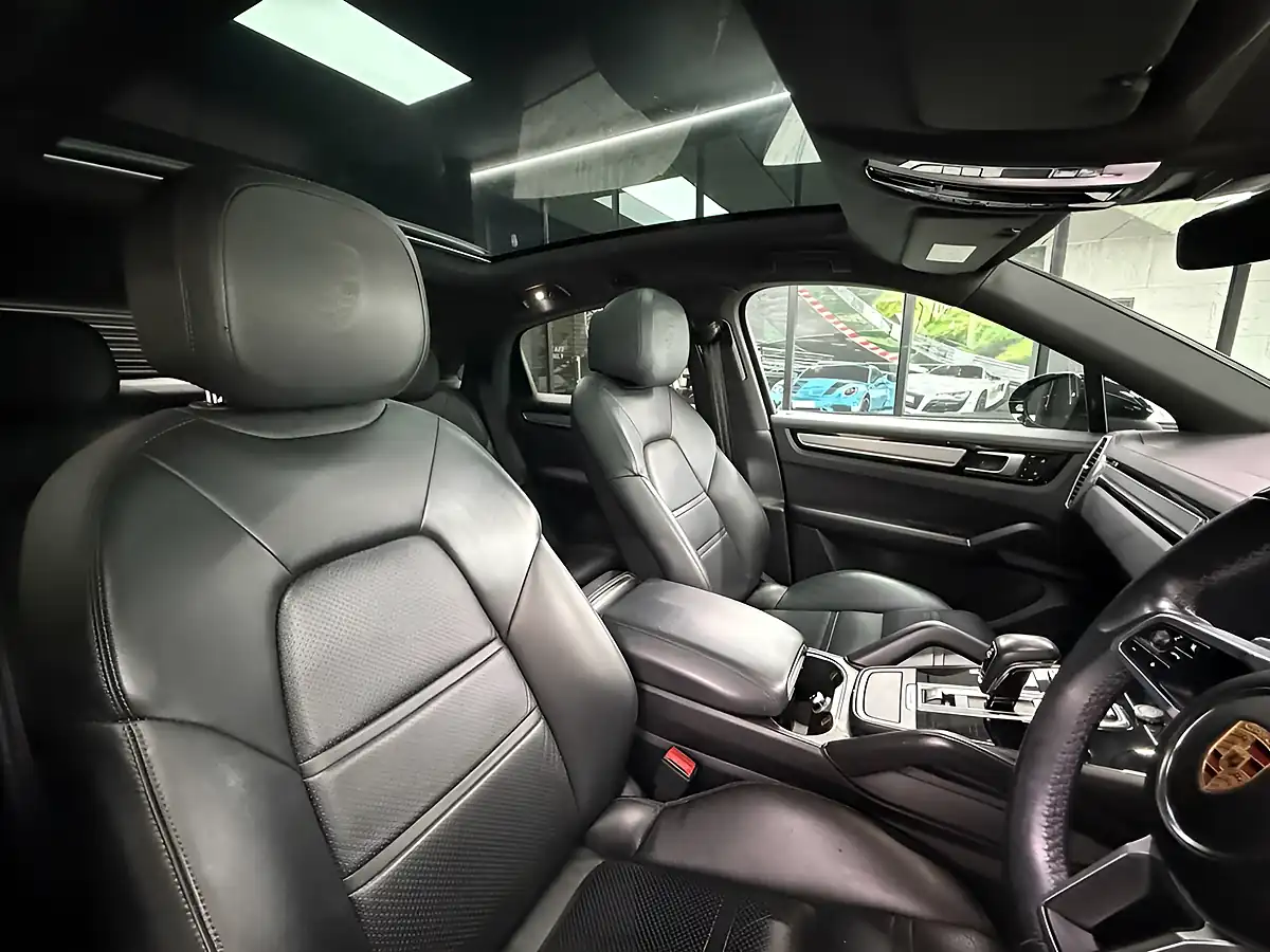 Used 2019 Porsche Cayenne S Coupe Black - Interior and Exterior details 6