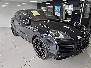 Used 2019 Porsche Cayenne S Coupe Black - Interior and Exterior details 18