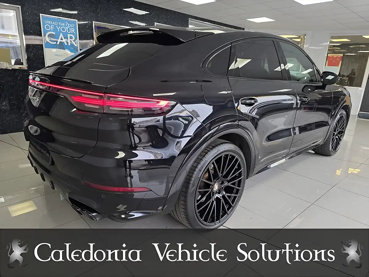 Used 2019 Porsche Cayenne S Coupe Black - Interior and Exterior details 3