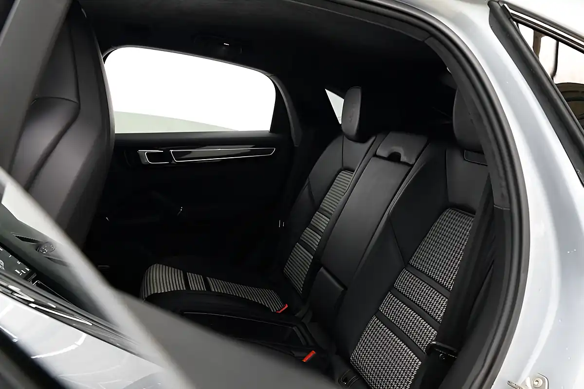 Used 2019 Porsche Cayenne S Coupe Silver - Interior and Exterior details 13