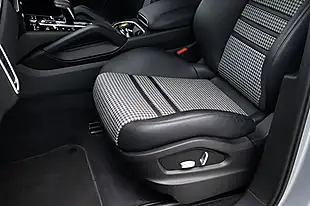 Used 2019 Porsche Cayenne S Coupe Silver - Interior and Exterior details 14