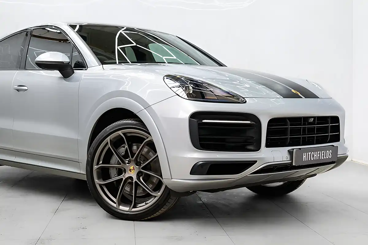 Used 2019 Porsche Cayenne S Coupe Silver - Interior and Exterior details 8