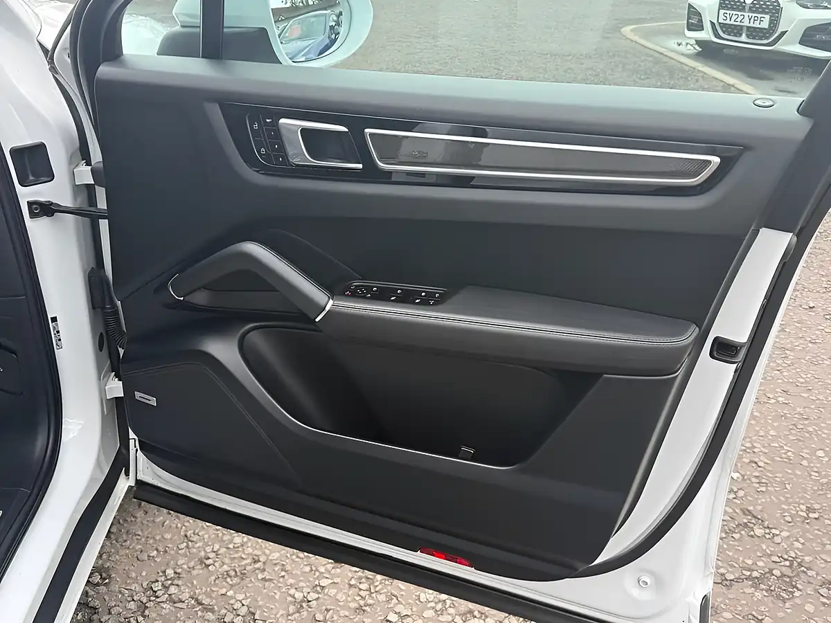 Used 2019 Porsche Cayenne S Coupe White - Interior and Exterior details 17