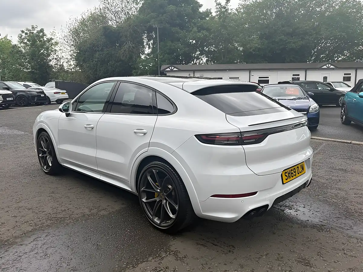 Used 2019 Porsche Cayenne S Coupe White - Interior and Exterior details 8