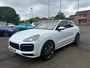 Used 2019 Porsche Cayenne S Coupe White - Interior and Exterior details 9