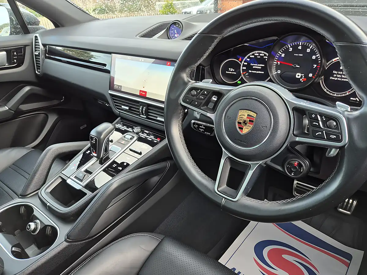 Used 2019 Porsche Cayenne S Grey - Interior and Exterior details 7