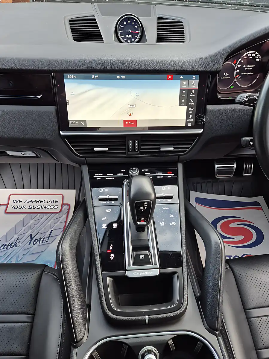 Used 2019 Porsche Cayenne S Grey - Interior and Exterior details 9