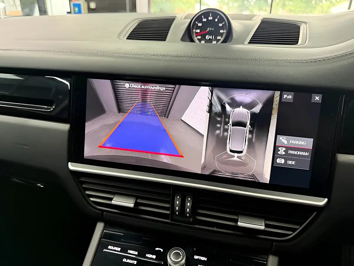 Used 2019 Porsche Cayenne S Grey - Interior and Exterior details 13