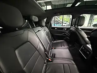Used 2019 Porsche Cayenne S Grey - Interior and Exterior details 18