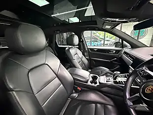 Used 2019 Porsche Cayenne S Grey - Interior and Exterior details 9