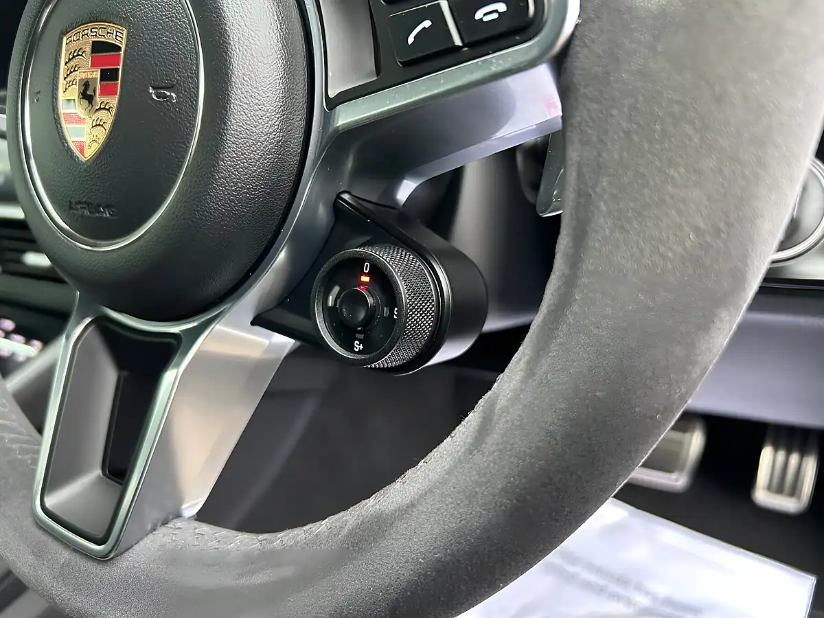Used 2019 Porsche Cayenne S Grey - Interior and Exterior details 15
