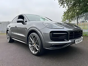 Used 2019 Porsche Cayenne S Grey - Interior and Exterior details 2