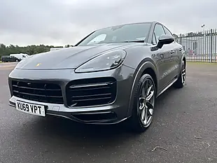 Used 2019 Porsche Cayenne S Grey - Interior and Exterior details 9