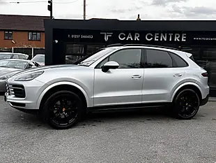 Used 2019 Porsche Cayenne Silver - Interior and Exterior details 3