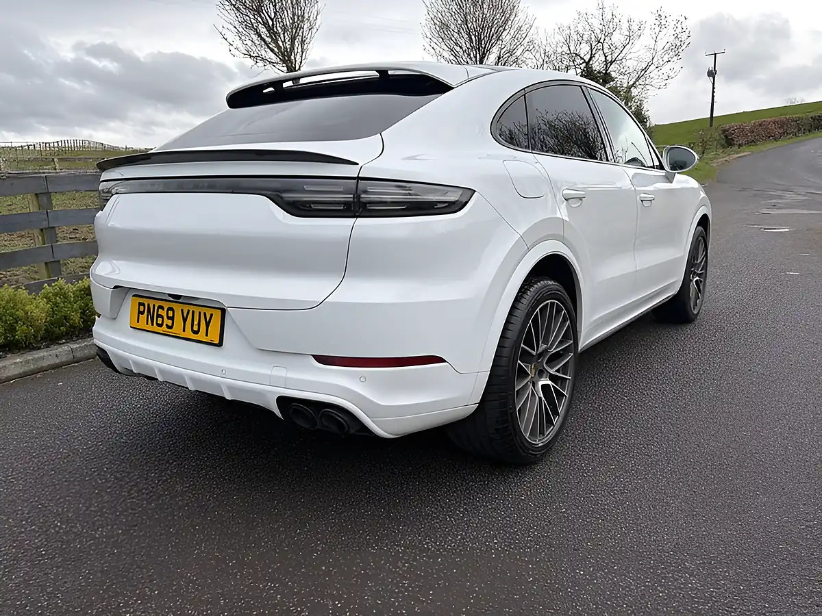 Used 2019 Porsche Cayenne Sport Coupe Carrera White - Interior and Exterior details 13