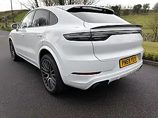 Used 2019 Porsche Cayenne Sport Coupe Carrera White - Interior and Exterior details 9