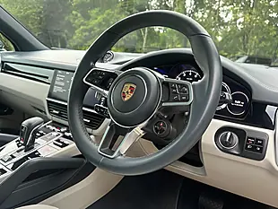 Used 2019 Porsche Cayenne Sportdesign Blue - Interior and Exterior details 15