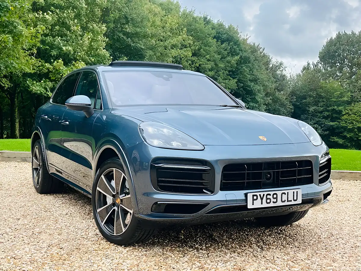 Used 2019 Porsche Cayenne Sportdesign Blue - Interior and Exterior details 20