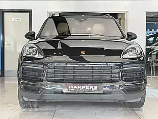 Used 2019 Porsche Cayenne T Black - Interior and Exterior details 2