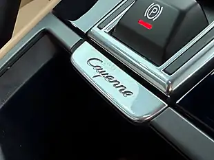Used 2019 Porsche Cayenne T Black - Interior and Exterior details 20