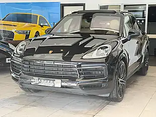 Used 2019 Porsche Cayenne T Black - Interior and Exterior details 3