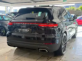 Used 2019 Porsche Cayenne T Black - Interior and Exterior details 8