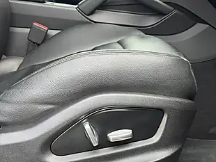 Used 2019 Porsche Cayenne Tiptronics Jet Black - Interior and Exterior details 15